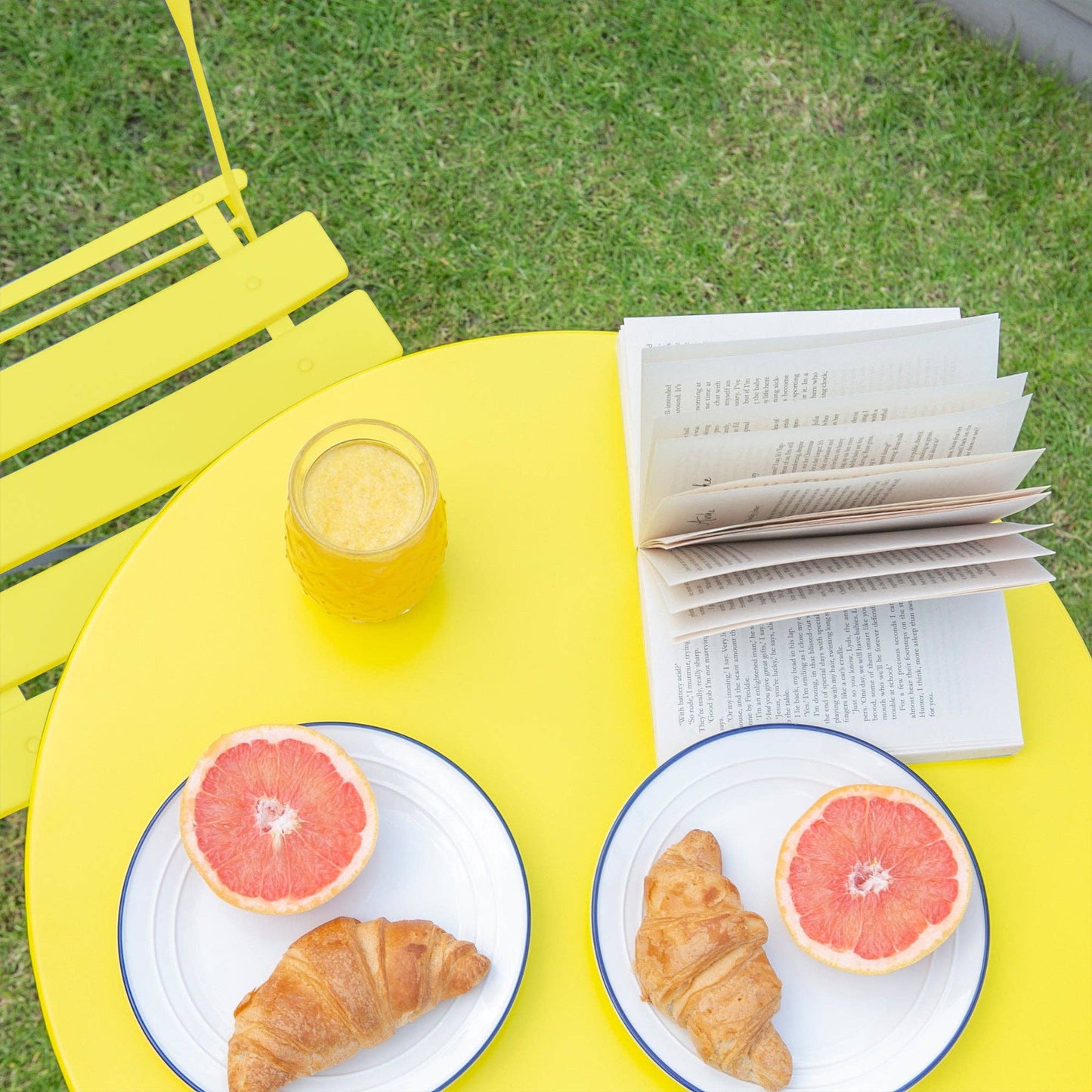 2 Seater Sussex Bistro Set - Round