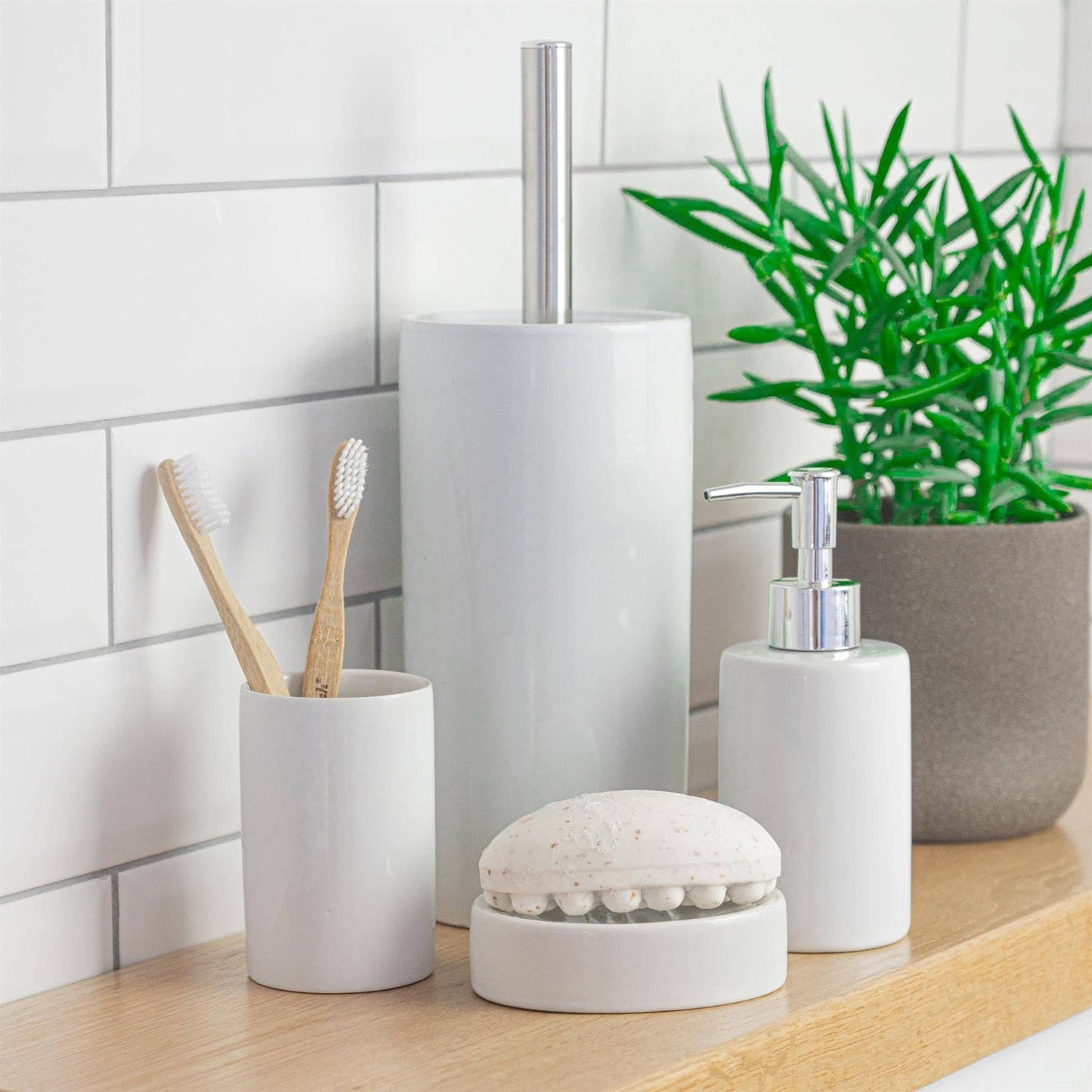 Harbour Housewares Ceramic Soap Saver Dish - White
